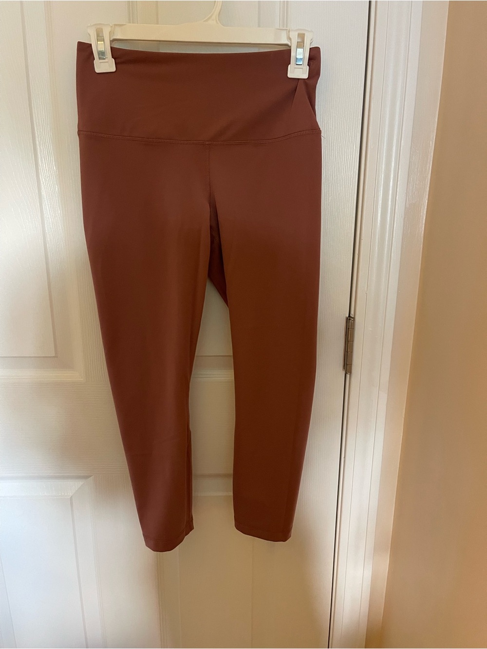 High-Rise Light Pink Cropped Leggings
